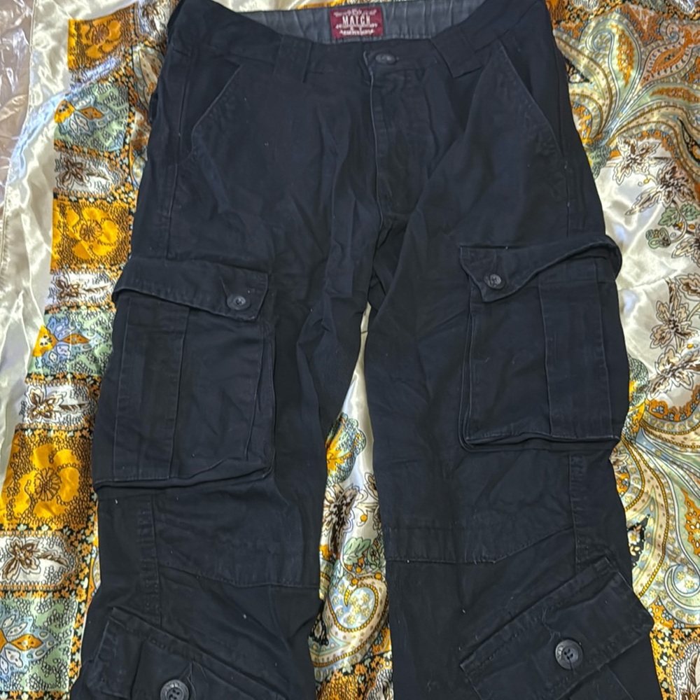Black adjustable cargo pants
